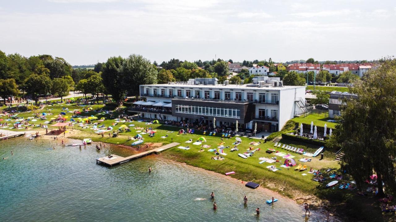 Neufeldersee Hotel & Restaurant Neufeld an der Leitha Екстер'єр фото